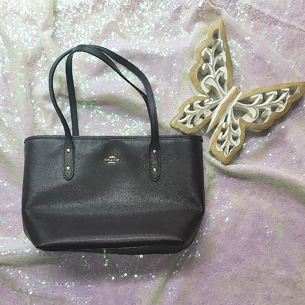 Coach Purse Dark Plum! Great Condition!